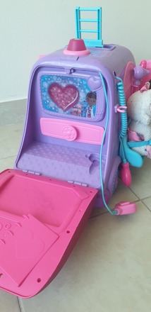 Doc mcstuffins best sale mobile ambulance